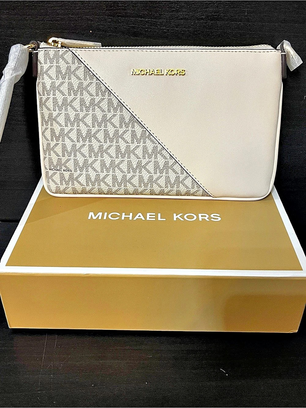 NWT Michael Kors Jet Set Travel Colorblock Crossbody in Cream & Brown NWT
